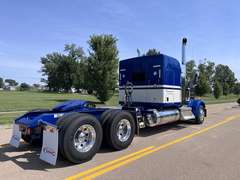 2027 Kenworth W900L photo 10