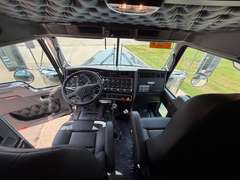2027 Kenworth W900L photo 8