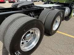 2023 Kenworth T680 photo 6