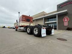 2027 Kenworth W900L photo 8
