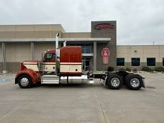2027 Kenworth W900L photo 7