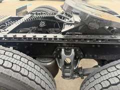 2027 Kenworth W900L photo 4
