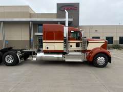 2027 Kenworth W900L photo 10