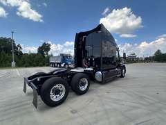 2022 Peterbilt 579 photo 9