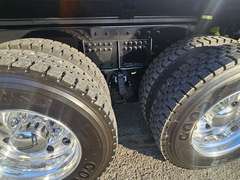 2027 Kenworth T880S PH photo 4