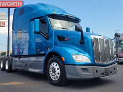 2021 Peterbilt 579 photo 1