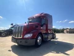 2021 Peterbilt 579 photo 9