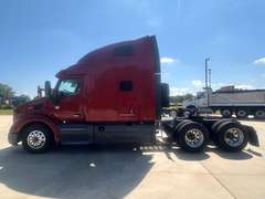 2021 Peterbilt 579 photo 8
