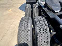 2022 Peterbilt 579 photo 6