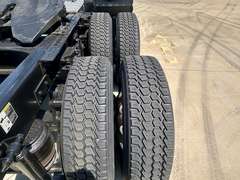 2022 Peterbilt 579 photo 5