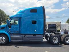 2022 Peterbilt 579 photo 9