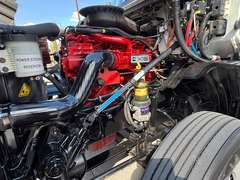 2022 International LT625 photo 6
