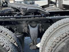 2022 International LT625 photo 4