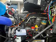 2027 Kenworth T880S photo 6