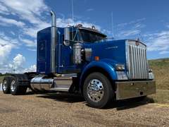 2024 Kenworth W900 photo 1