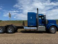 2024 Kenworth W900 photo 4