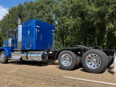 2024 Kenworth W900 photo 6