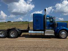 2024 Kenworth W900 photo 3