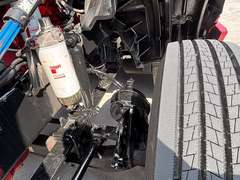 2022 International LT625 photo 7