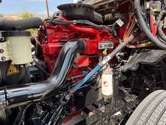 2022 International LT625 photo 6