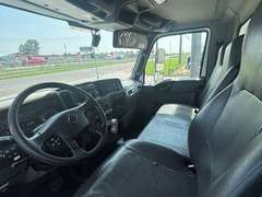 2021 International MV607 photo 3