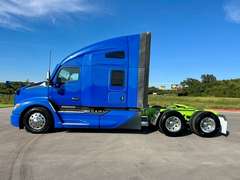 2023 Kenworth T680 photo 8