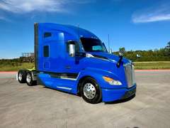 2023 Kenworth T680 photo 1
