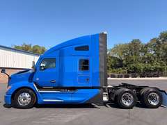 2023 Kenworth T680 photo 7