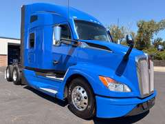 2023 Kenworth T680 photo 1