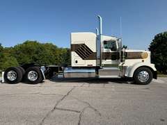 2027 Kenworth W900L photo 8