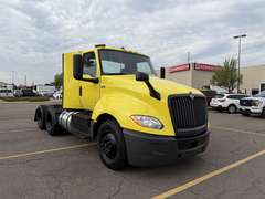 2023 International LT625 photo 1