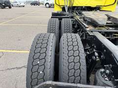 2023 International LT625 photo 9