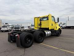 2023 International LT625 photo 5