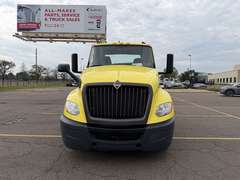 2023 International LT625 photo 2