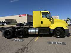 2023 International LT625 photo 4