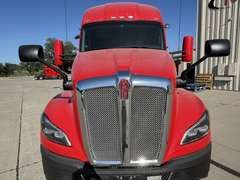 2023 Kenworth T680 photo 8