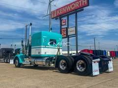 2027 Kenworth W900L photo 5