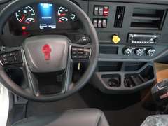 2027 Kenworth T280 photo 2