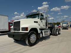 2019 Mack CHU613 photo 8