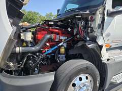 2021 International LT625 photo 6