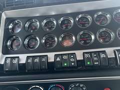 2027 Kenworth W900L photo 10