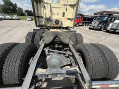 2021 International LT625 photo 5