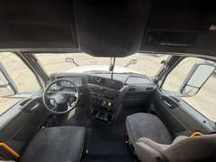 2021 International LT625 photo 3