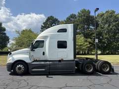 2021 International LT625 photo 4