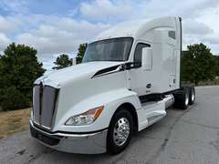 2023 Kenworth T680 photo 7