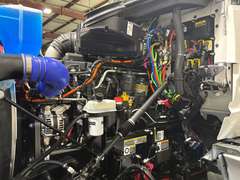 2027 Kenworth T880S photo 4