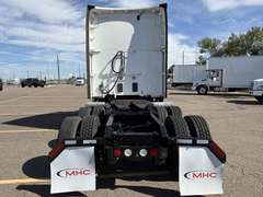 2023 Kenworth T680 photo 9