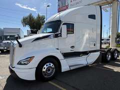 2023 Kenworth T680 photo 3