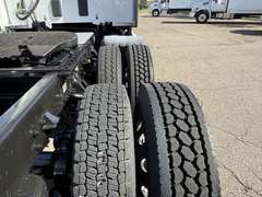 2023 Kenworth T680 photo 7