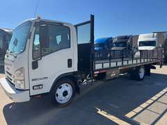 2021 Isuzu NPR-HD photo 2